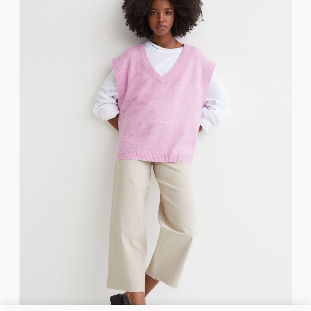 SZ M - H&M Oversized Pink Sweater Vest NWT